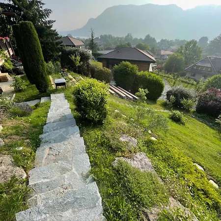 Maison Vue Et Piscine Alojamento de Acomodação e Pequeno-almoço
